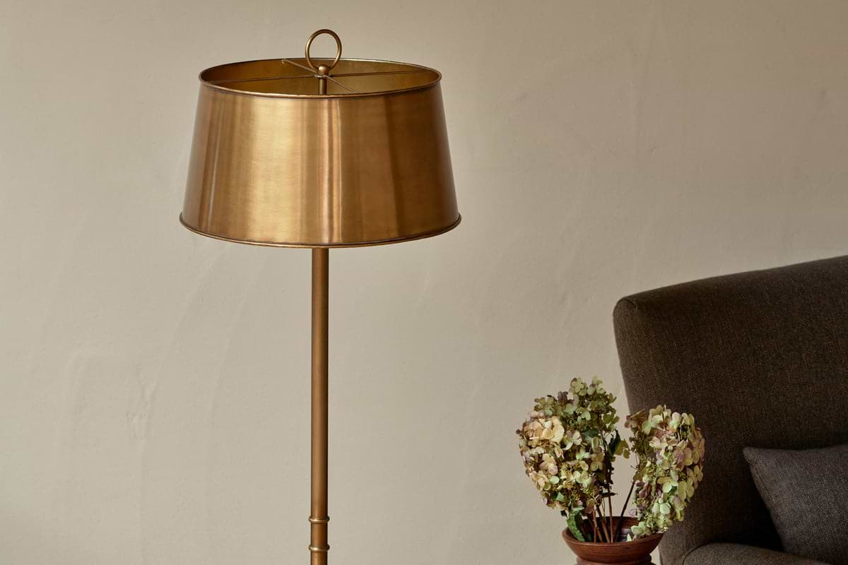 Siwan Floor Lamp - Antique Brass-nkuku