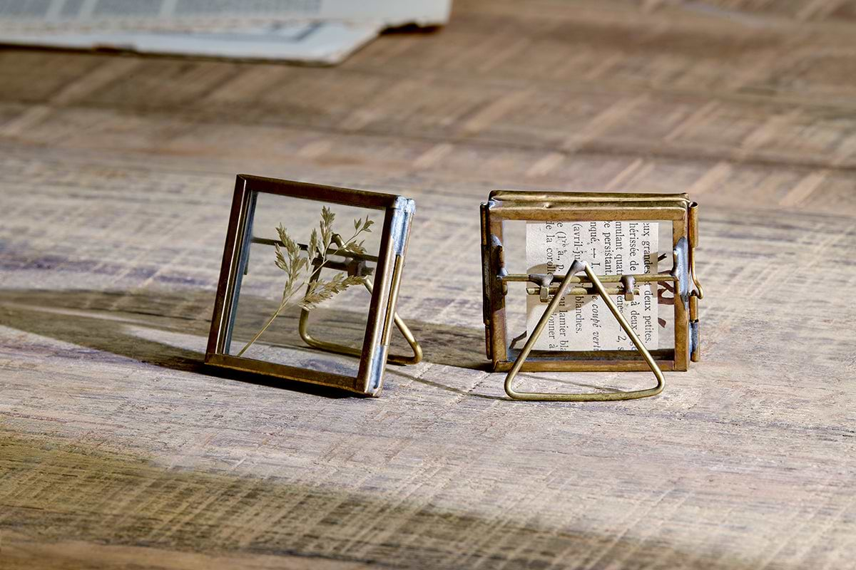 Tiny Danta Frame Antique Brass (Set of 2)-nkuku