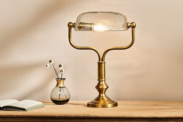 Ulani Vintage Desk Lamp-nkuku