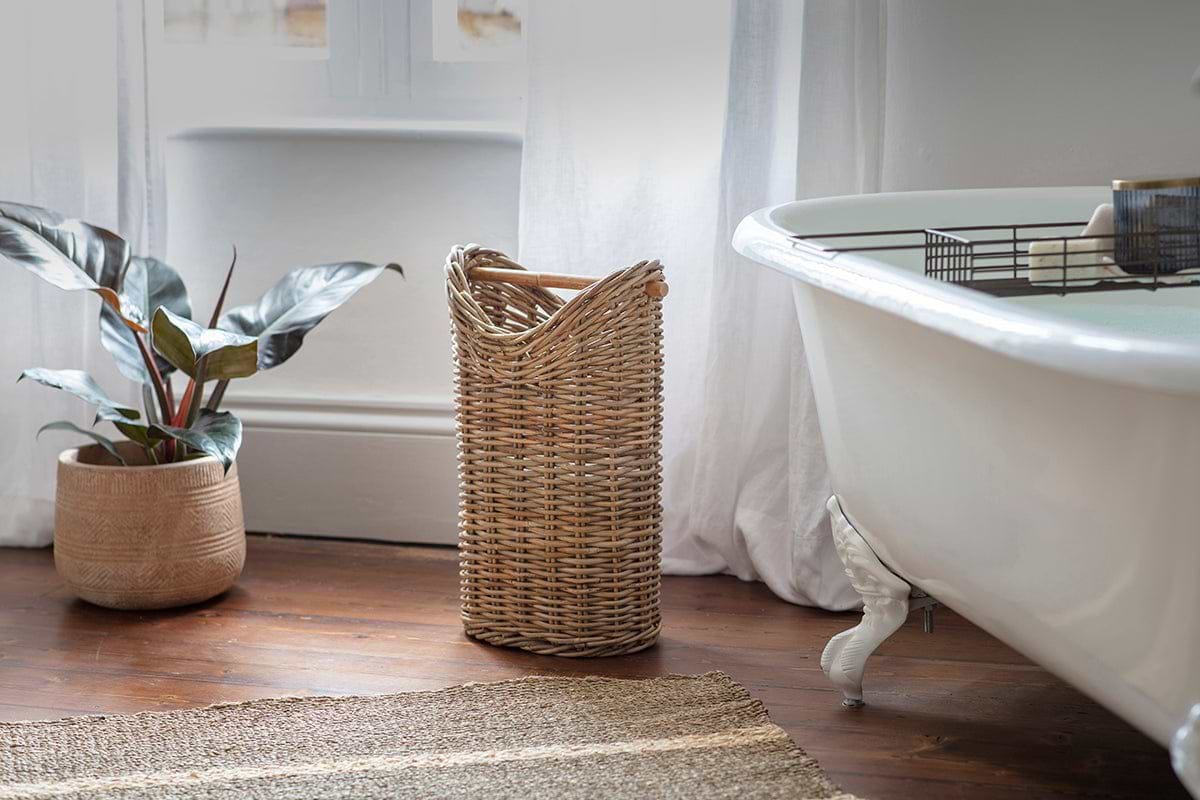 Amandi Toilet Roll Holder-nkuku