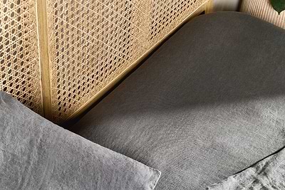Nkuku TEXTILES Adya Linen Fitted Sheet - Charcoal