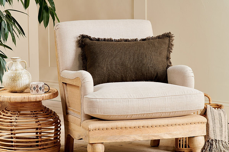 nkuku TEXTILES Feo Linen Cushion Cover - Charcoal
