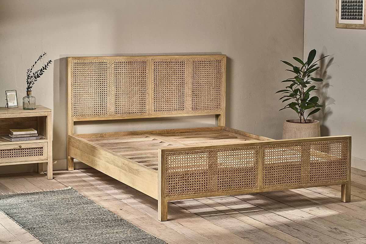 Mango wood cheap king bed