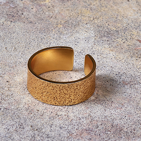 Aavani Ring - Gold