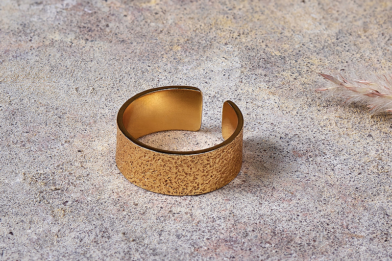 Aavani Ring - Gold-nkuku