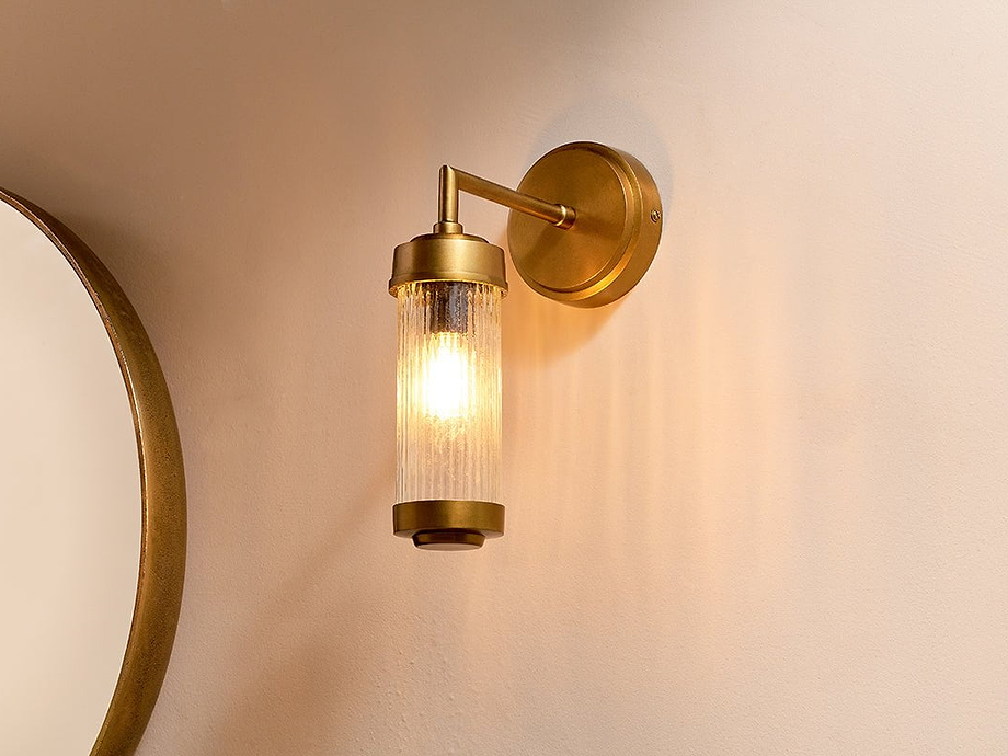 Akurdi Bathroom Single Wall Lamp