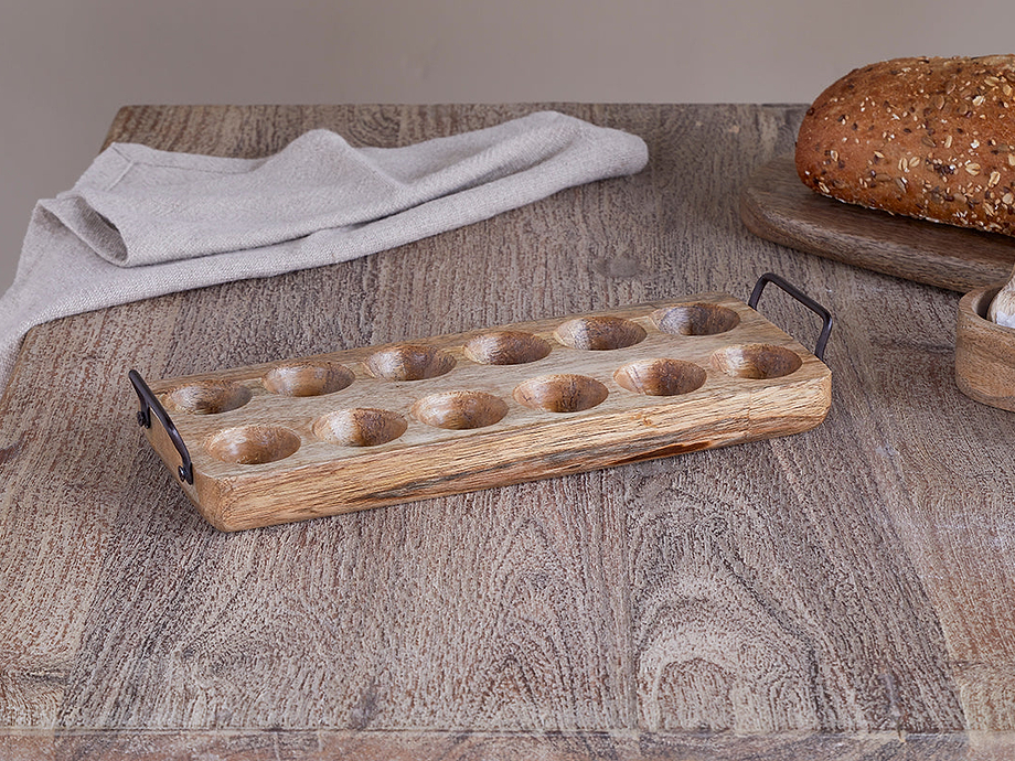 Anda Mango Wood Egg Holder - Natural