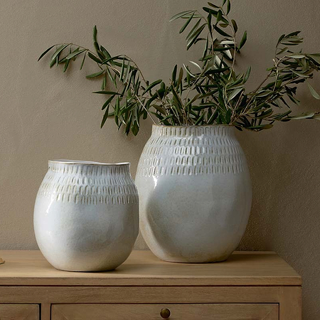 Anjuna Reactive Glaze Ceramic Vase - Off White-nkuku