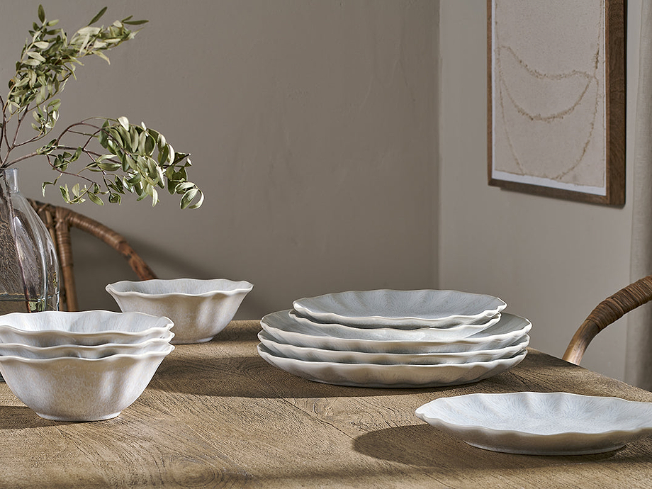 Aruvi Dinner Plate - Cream