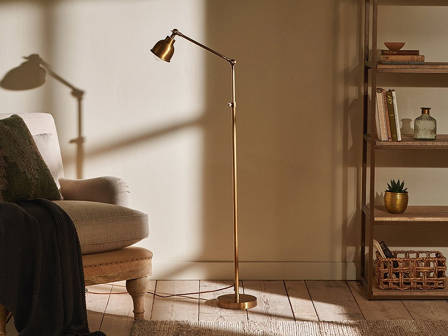 Chapda Task Floor Lamp