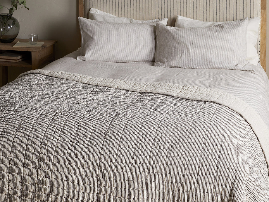 Dipti Cotton & Linen Block Print Bed Quilt - Charcoal