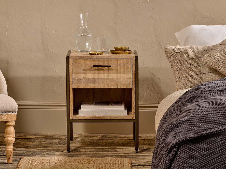 Dasai Mango Wood Bedside Table