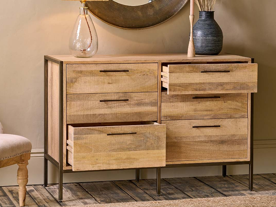 Dasai Mango Wood Chest of Drawers