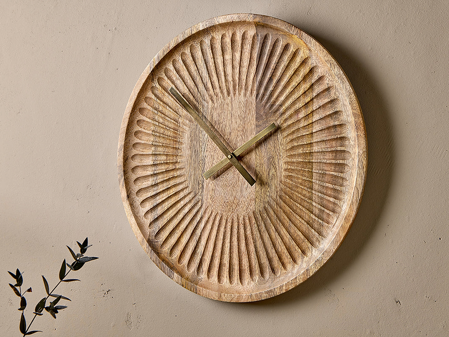 Deevena Mango Wood Clock