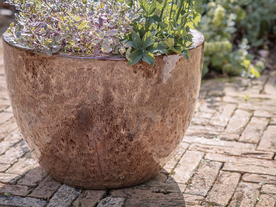 Dunai Terracotta Planter - Brown