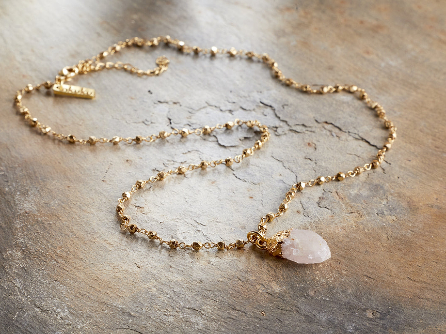 Hadari Rose Quartz Necklace - Gold