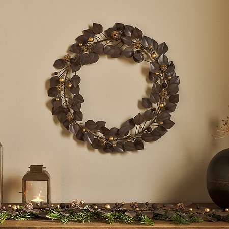 Ishana Wreath - Antique Brass