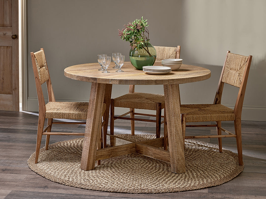 Indali Mango Wood Round Dining Table - Natural