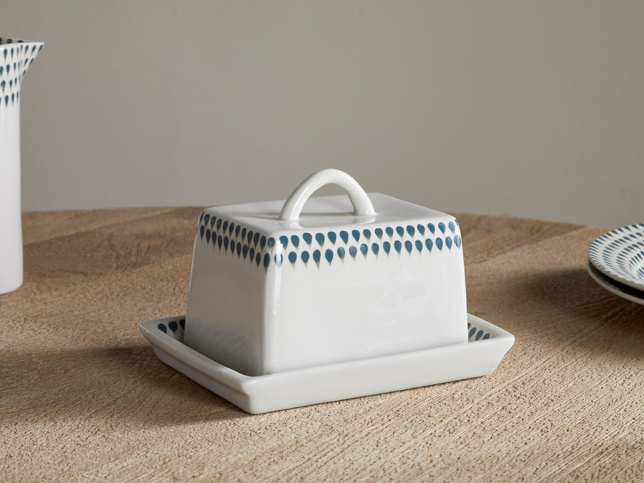 Juniper Drop Butter Dish - Cream & Juniper