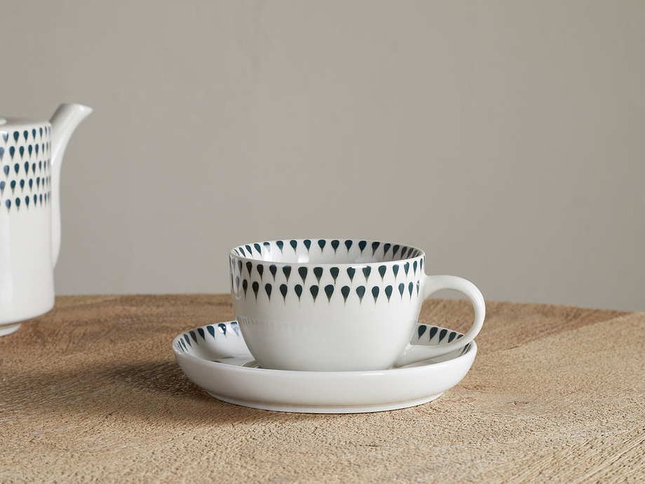 Juniper Drop Cup & Saucer - Cream & Juniper