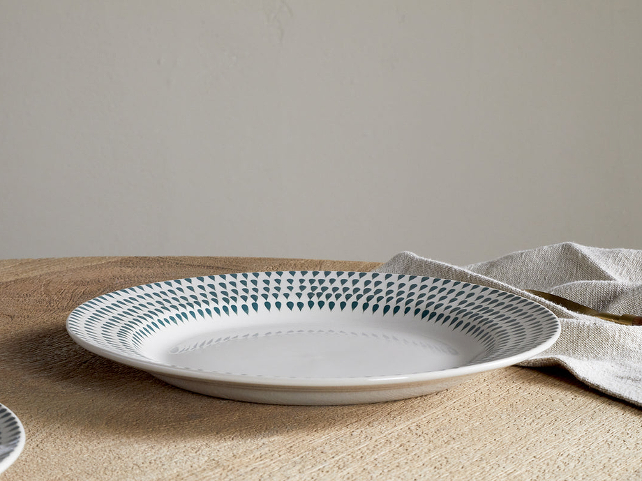 Juniper Drop Dinner Plate - Cream & Juniper