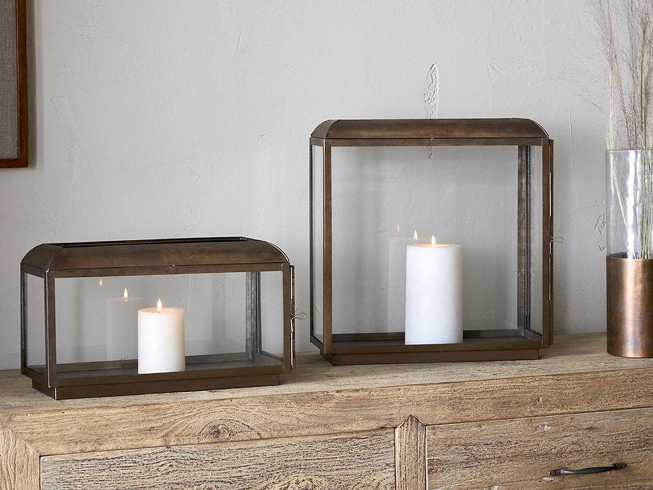 Kiwanda Wide Lantern - Antique Brass