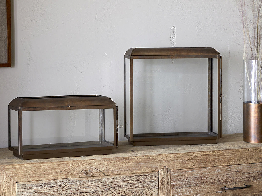 Kiwanda Wide Lantern - Antique Brass