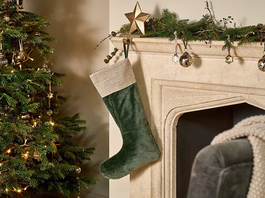 Karru Cotton Velvet Stocking - Forest Green