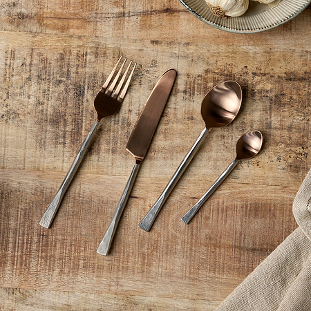 Usa Cutlery Set - Rose Gold (Set of 16)