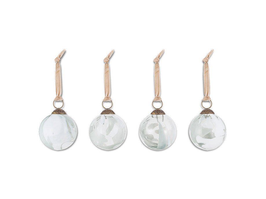 Lohara Baubles - White (Set of 4)