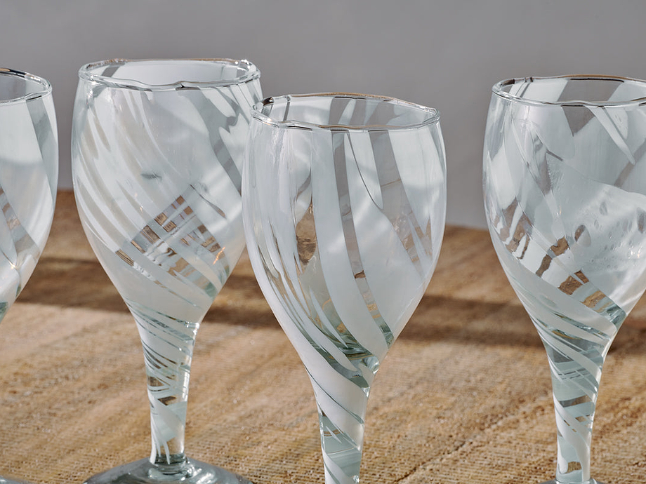 Lohara Wine Glass - White (Set of 4)