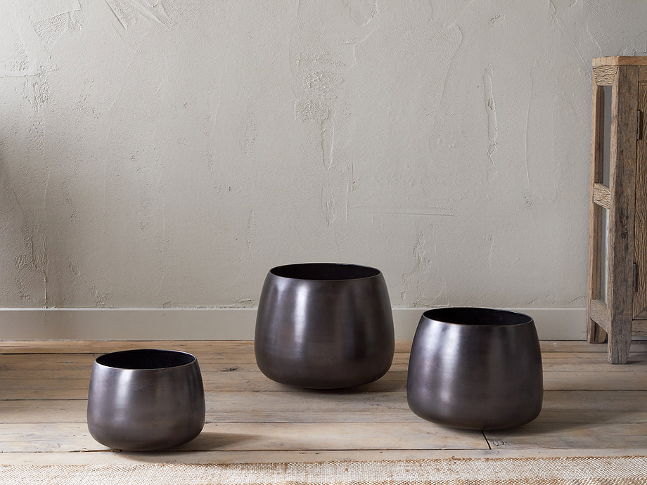 Maliki Plant Pot - Aged Bronze