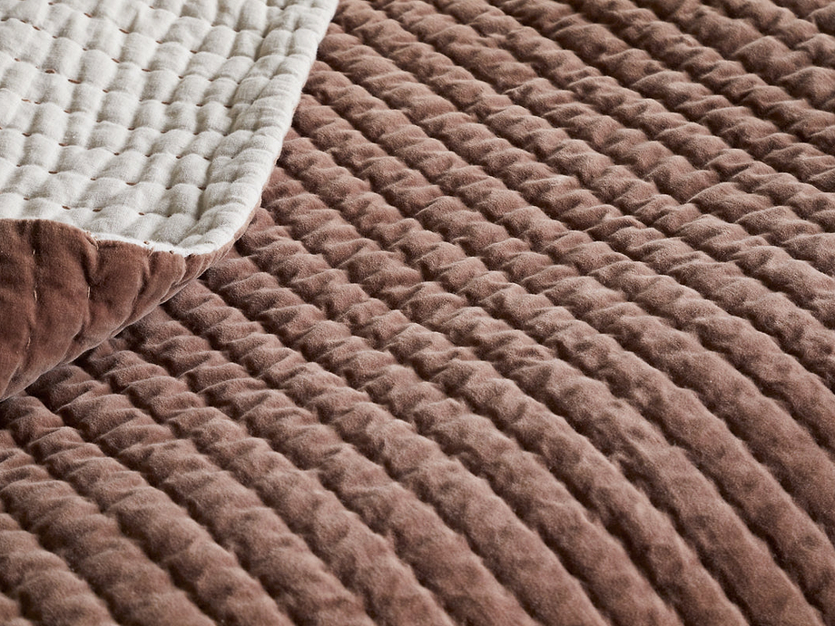 Nidra Velvet & Linen Bed Quilt - Rust