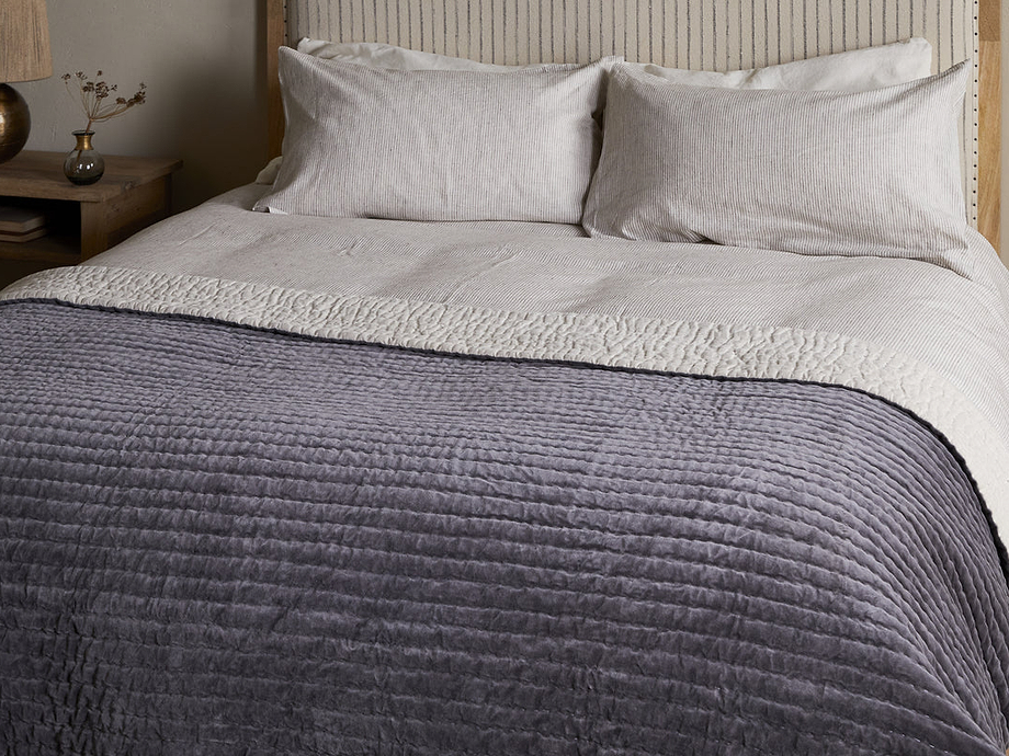 Nidra Velvet & Linen Bed Quilt - Charcoal