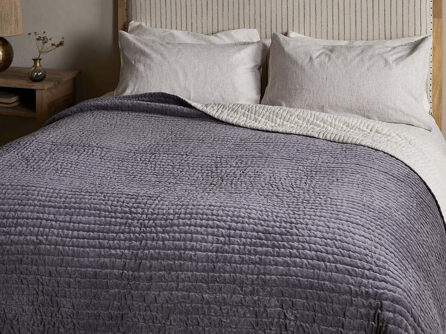Nidra Velvet & Linen Bed Quilt - Charcoal