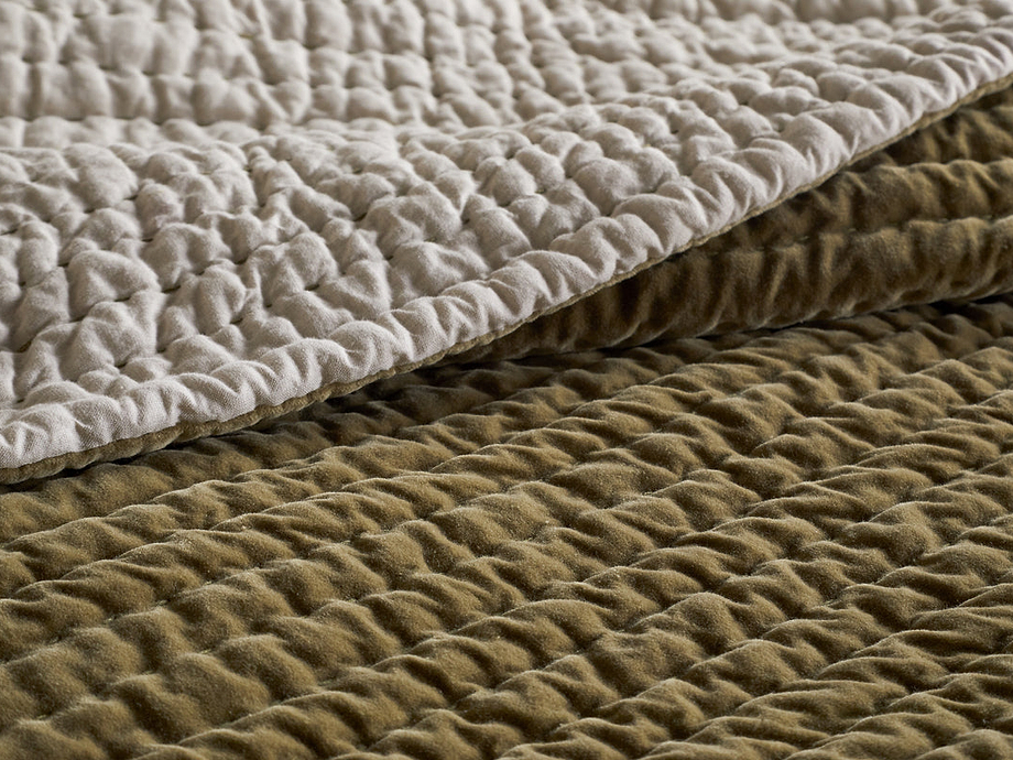 Nidra Velvet & Linen Bed Quilt - Moss