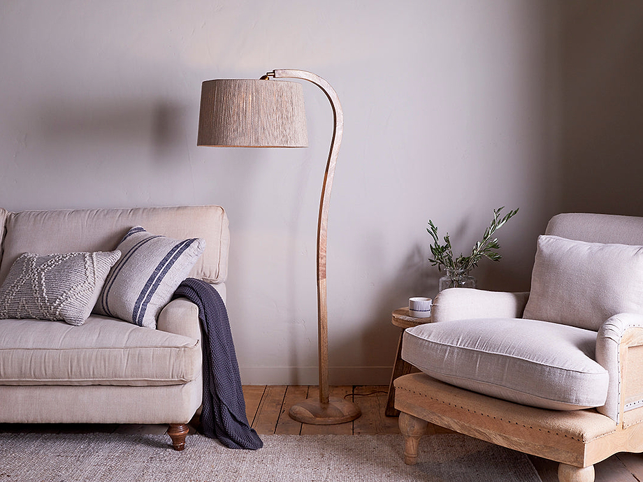 Namira Mango Wood Floor Lamp - Natural