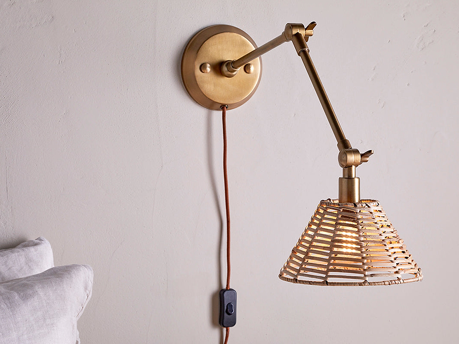 Noko Rattan Wall Lamp - Natural & Antique Brass