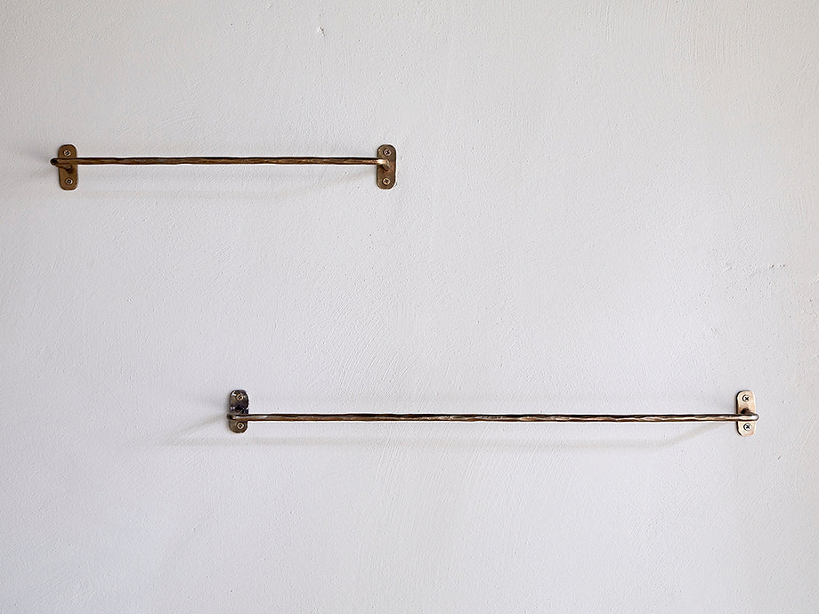 Olani Bathroom Hanging Rail - Antique Brass