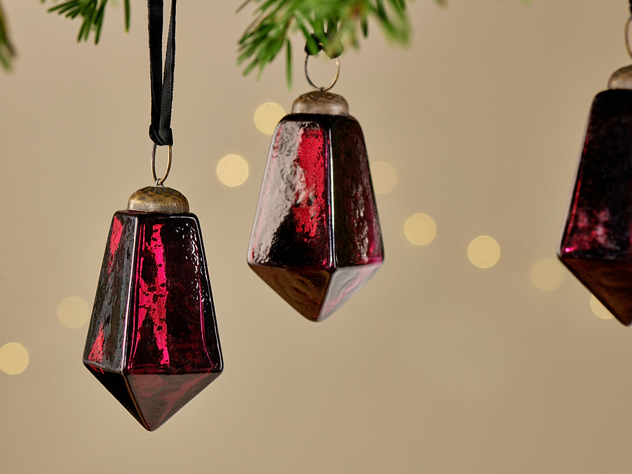 Ratnam Baubles - Ruby Large (Set of 4)