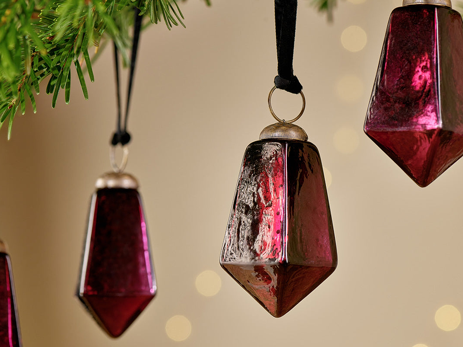 Ratnam Baubles - Ruby Large (Set of 4)