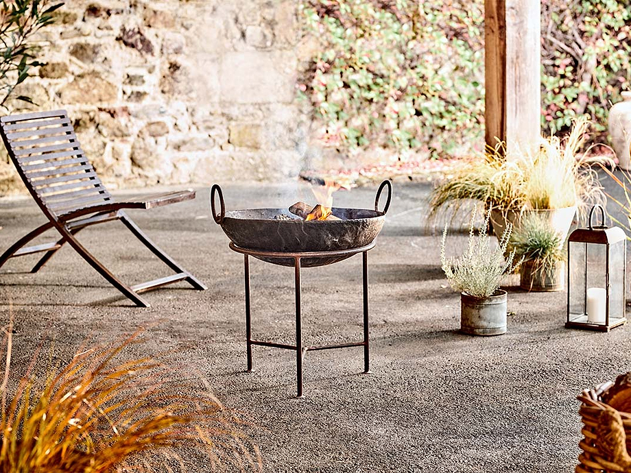 Reclaimed Iron Kadai With Grill - Small