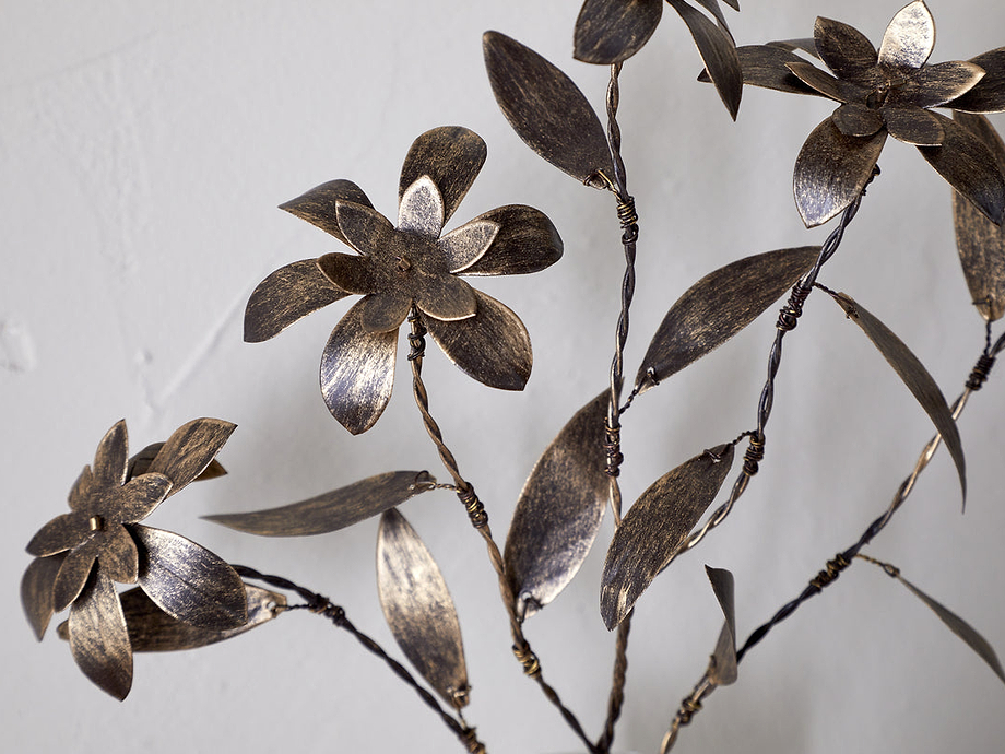 Svara Stem Flower - Antique Brass