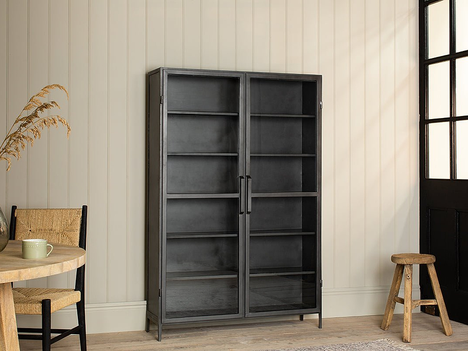 Takua Iron Cabinet - Wide