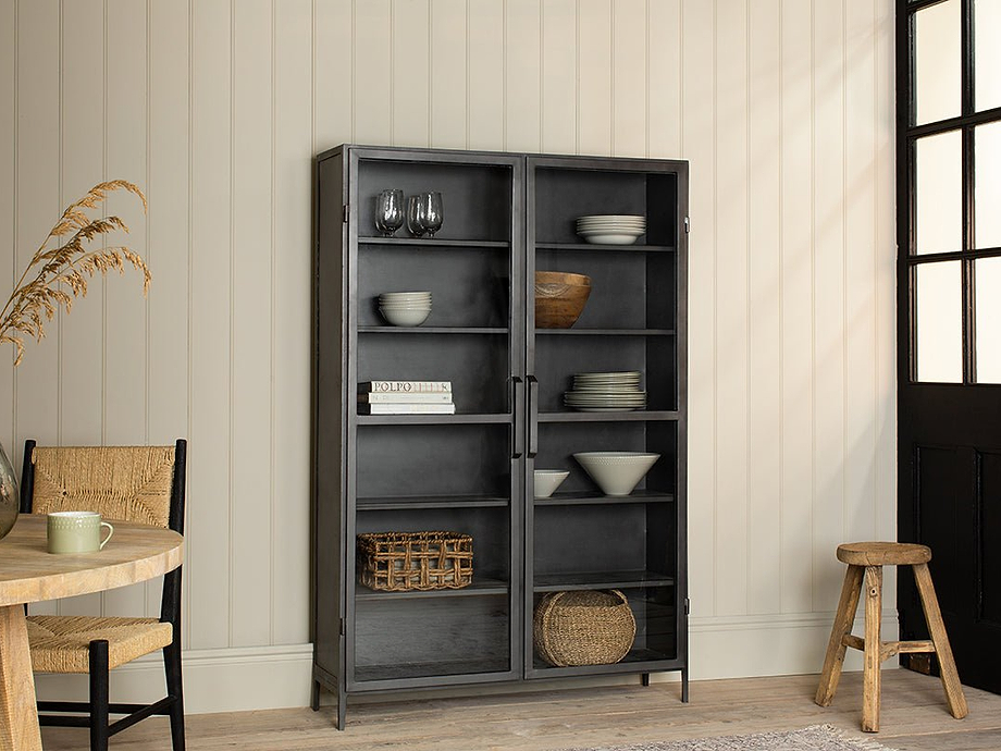 Takua Iron Cabinet - Wide