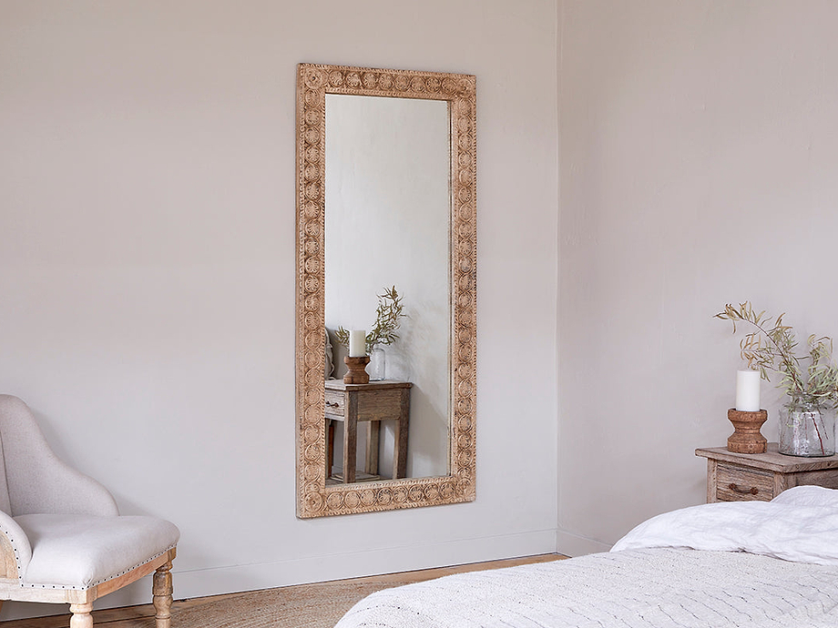 Tannir Carved Mango Wood Mirror - Natural