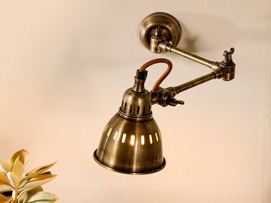 Tubu Brass Extendable Wall Light - Antique Brass