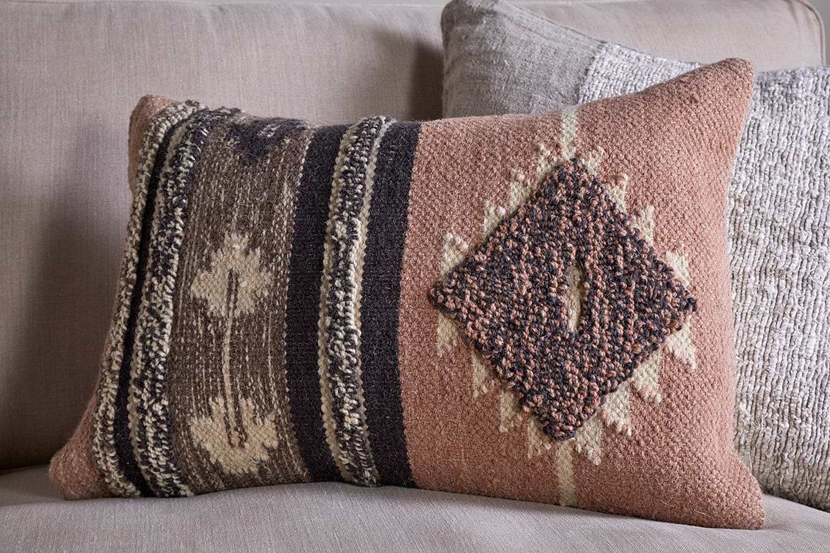 Tussi Sia Cushion Cover - Dusty Pink