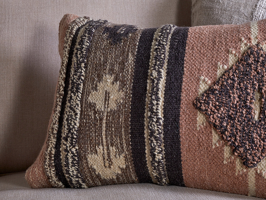 Tussi Sia Cushion Cover - Dusty Pink