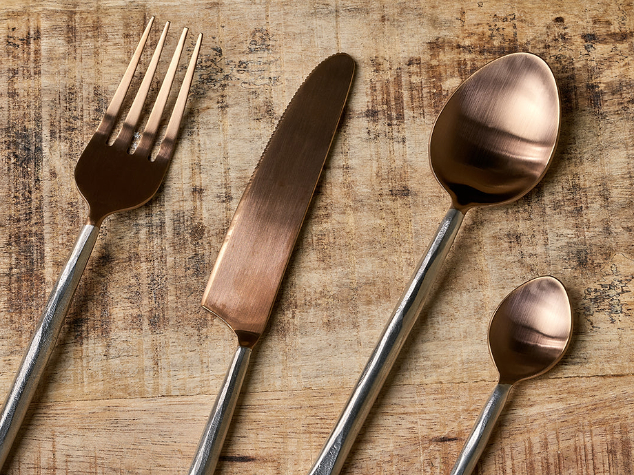 Usa Cutlery Set - Rose Gold (Set of 16)